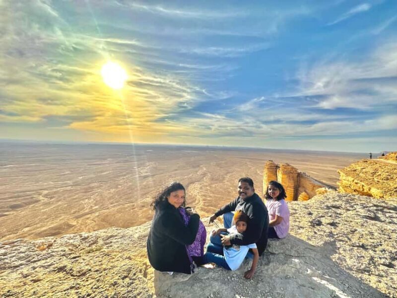 Edge of The World Riyadh,Camel Ride ,Bat Cave Visit & Dinner - Key Points