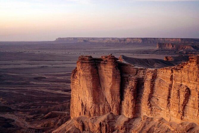 Edge Of The World Trip - The Cliffs: A Breathtaking Viewing Platform