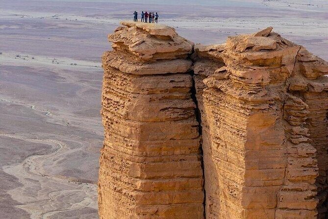 Edge Of The World Trip (Private Trip) - Discovering the Edge of the World: A Detailed Review of the Private Saudi Arabia Trip