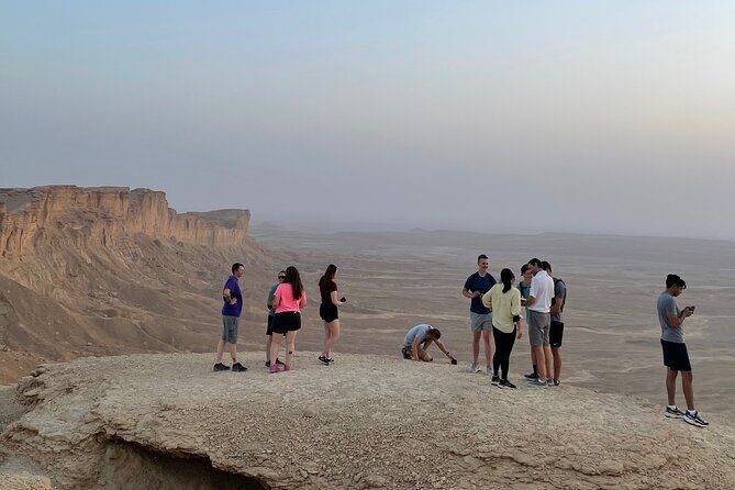 Edge of the World with 4x4 vehicles, sunset Dinner and stargazing - FAQs