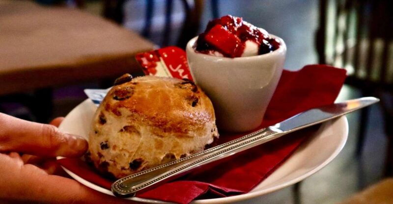 edinburgh-3-hour-guided-secret-food-tour