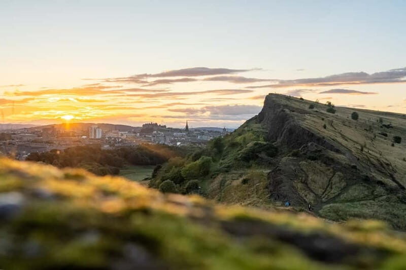 Edinburgh: Arthur's Seat Hike with Mountain Guide - The Guides: Knowledge and Friendliness Matter
