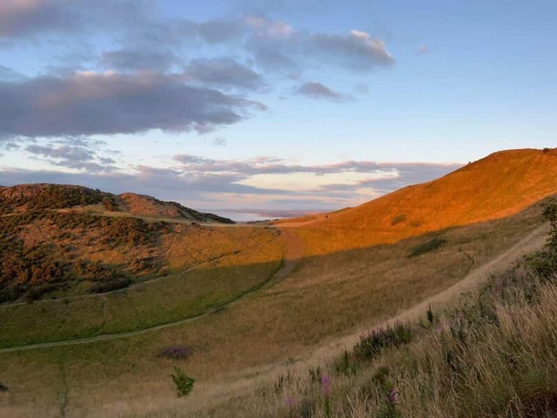 Edinburgh: Arthur's Seat Hiking Tour with Local Guide - Key Points  