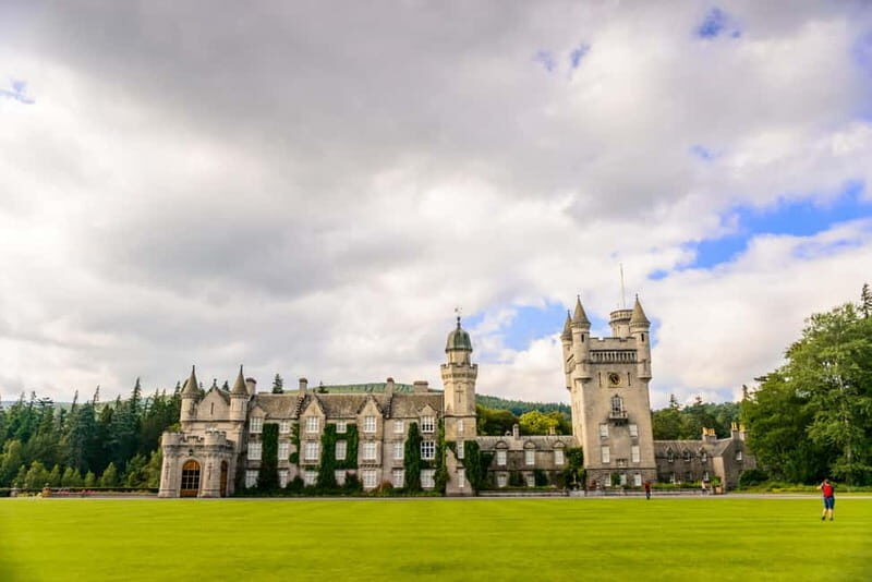 Edinburgh: Balmoral Castle and Scone Palace Royal Tour - Discover Scotland’s Royal Heritage and Highland Beauty in a Day