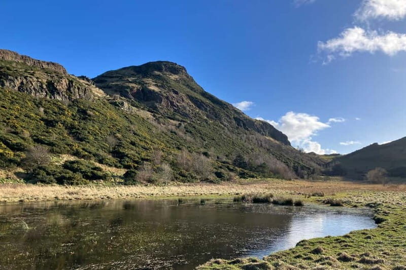 Edinburgh: Calton Hill & Arthur's Seat Hike - Exploring the Itinerary: What to Expect  