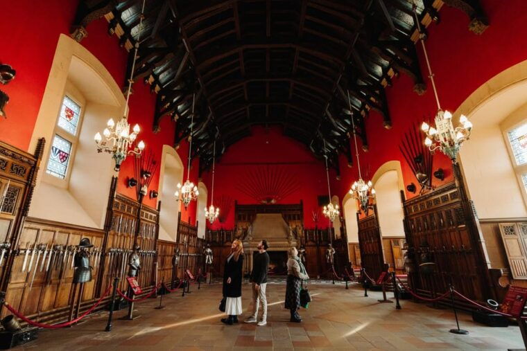 edinburgh-castle-exclusive-early-access-guided-tour
