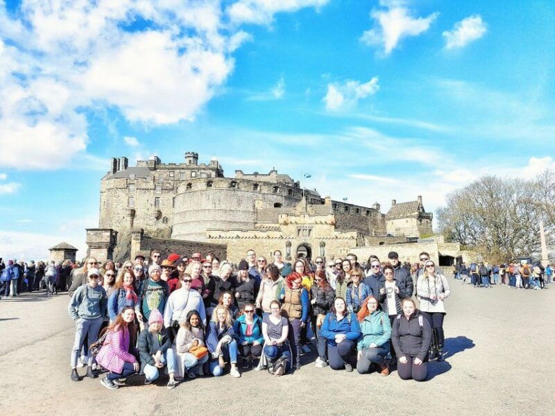 edinburgh-castle-guided-tour-with-live-guide