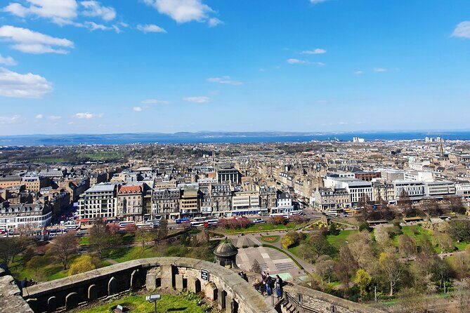 Edinburgh Castle Highlights Tour with Tickets, Map, and Guide - Exploring Edinburgh Castle Proper
