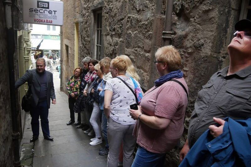 edinburgh-city-highlights-private-guided-walking-tour