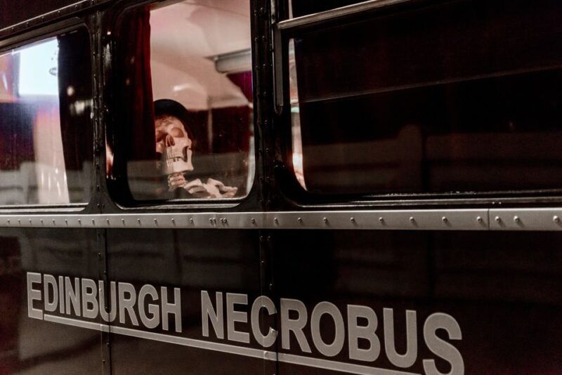 edinburgh-comedy-horror-ghost-bus-tour