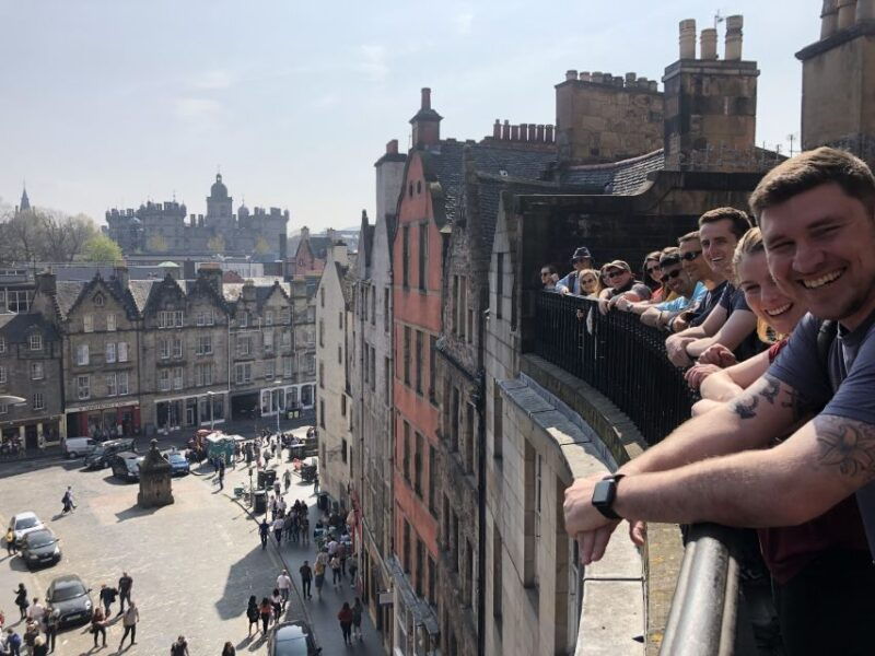 edinburgh-comedy-walking-tour-with-professional-comedian