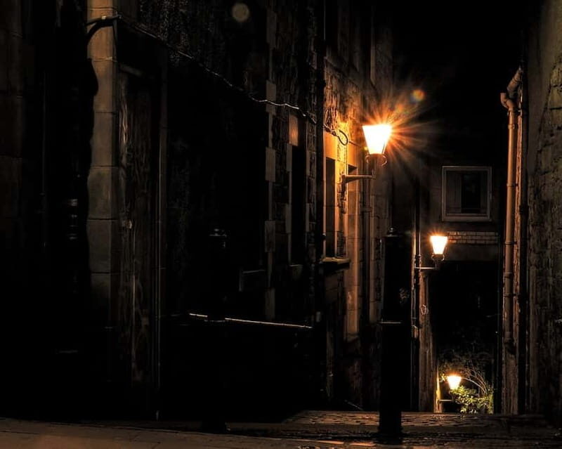 Edinburgh: Dark History Royal Mile Walking Tour - Exploring the Details: What to Expect