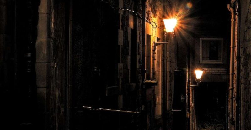 edinburgh-dark-history-royal-mile-walking-tour