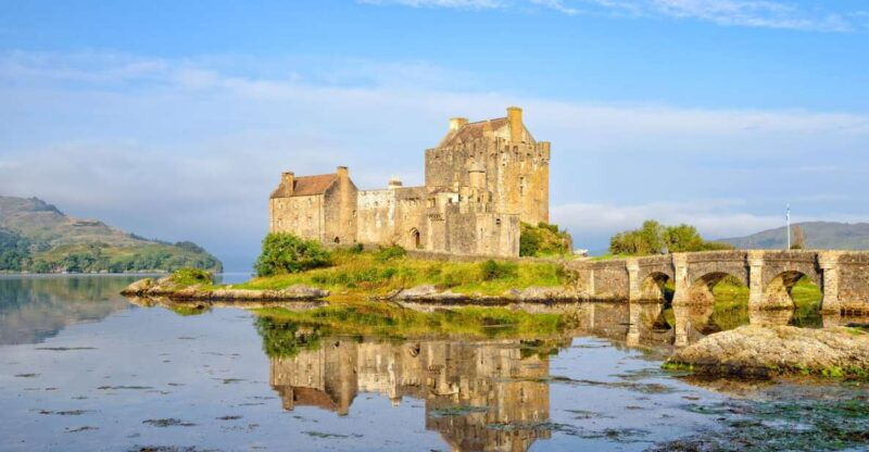 edinburgh-eilean-donan-loch-ness-glenfinnan-2-day-tour-2