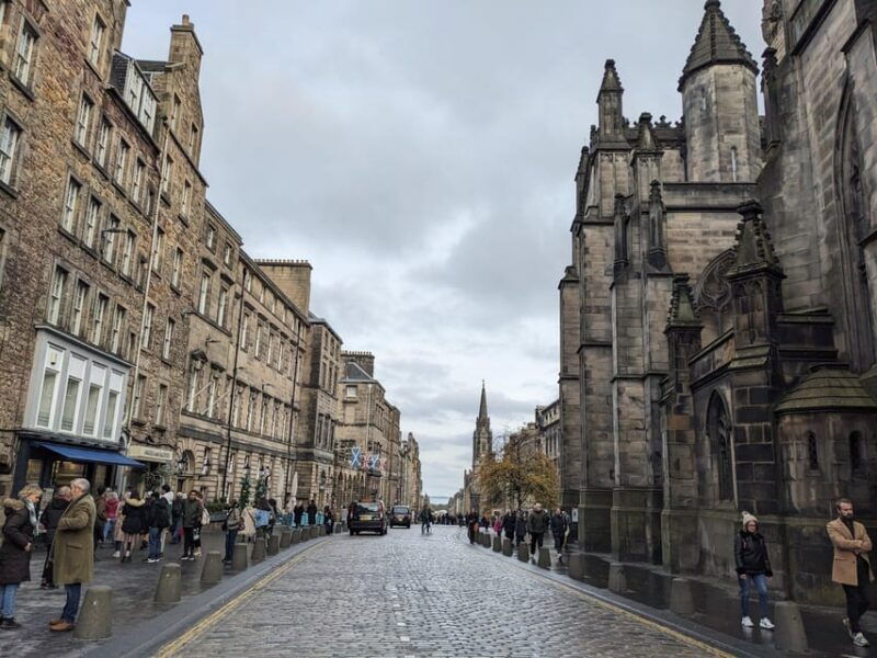 edinburgh-express-walking-tour-in-french