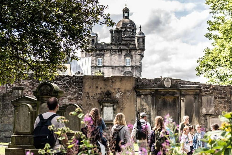 Edinburgh: Full City Tour & Johnnie Walker Whisky Experience - Practical Details and Tips