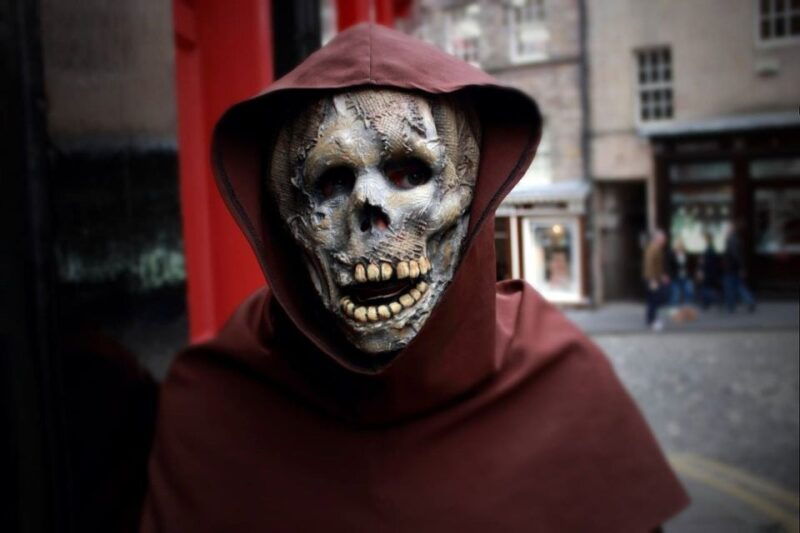 edinburgh-ghosts-gore-walking-tour