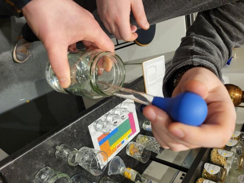 edinburgh-gin-distillation-workshop-with-gin-tasting