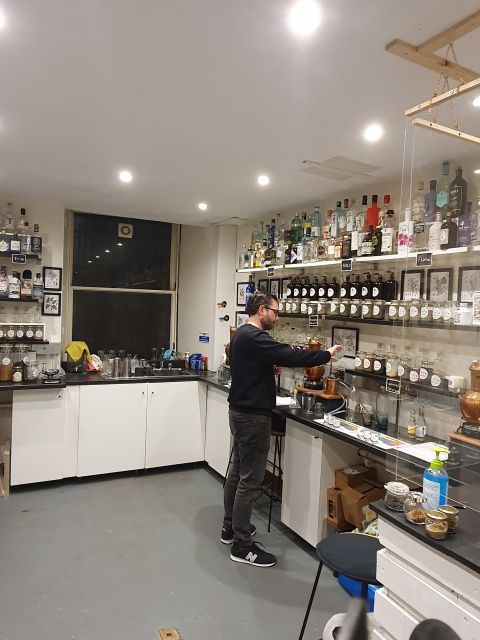 edinburgh-gin-distillation-workshop-with-gin-tasting