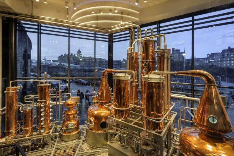 edinburgh-gin-distillery-tour-and-tasting