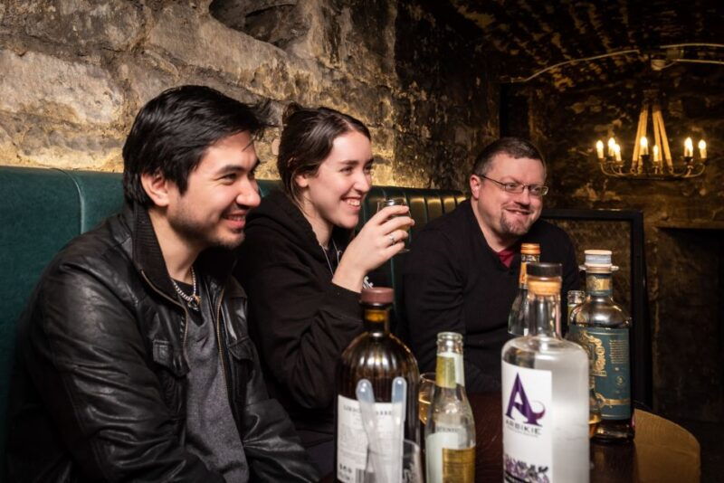 edinburgh-gin-tasting-at-underground-venue