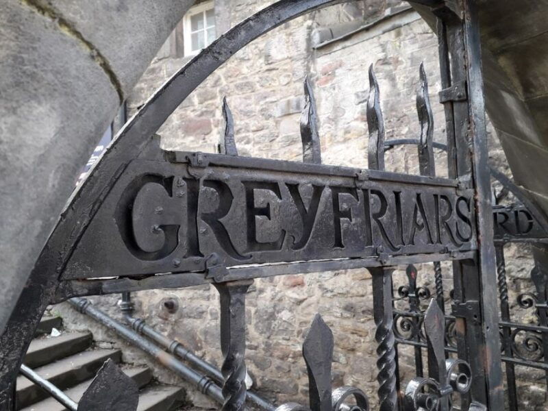 edinburgh-greyfriars-kirkyard-tour
