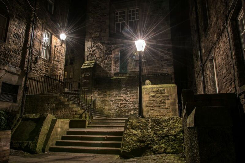 edinburgh-guided-ghost-walking-tour-in-spanish