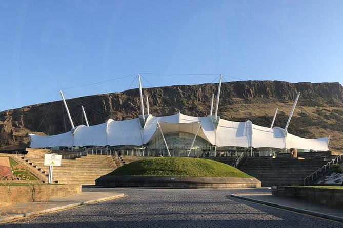 edinburgh-half-day-guided-private-tour-in-a-premium-minivan