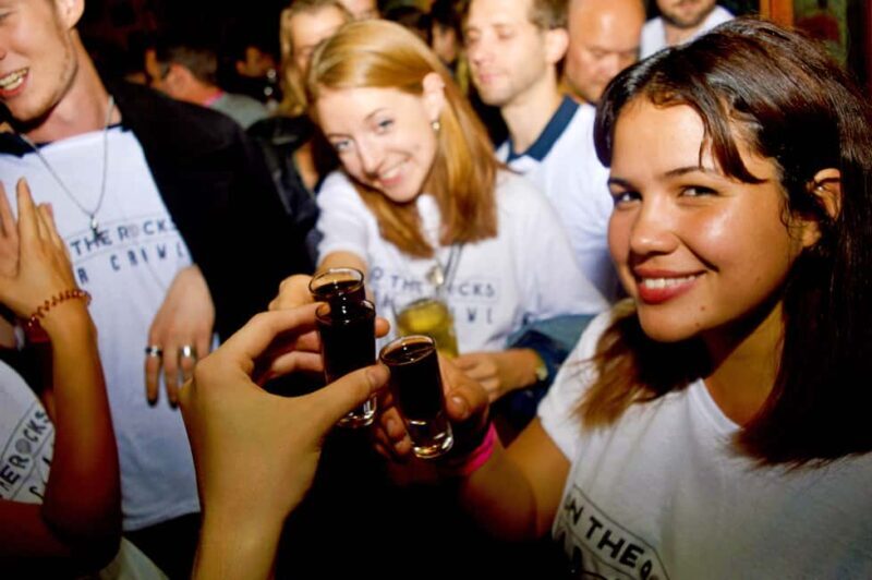 Edinburgh Halloween Bar Crawl: 5+ Venues, Free Shots & More - Key Points