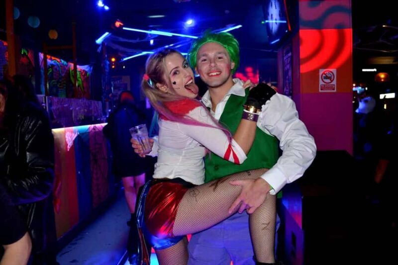 Edinburgh Halloween Bar Crawl: 5+ Venues, Free Shots & More - What to Expect From the Edinburgh Halloween Bar Crawl