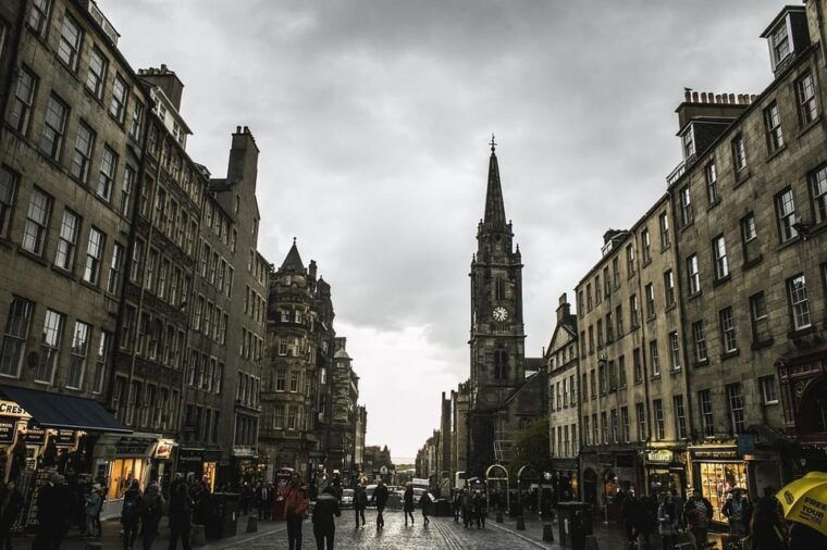 edinburgh-harry-potter-walking-tour-with-dungeon-entry