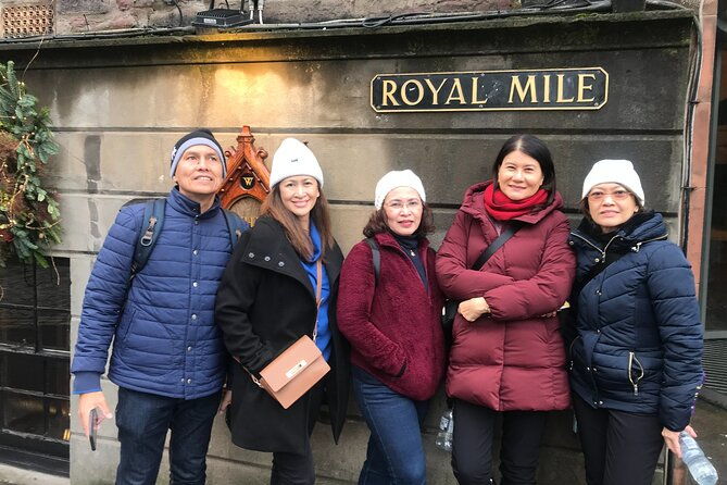 edinburgh-highlights-hidden-gems-private-tour-with-a-local