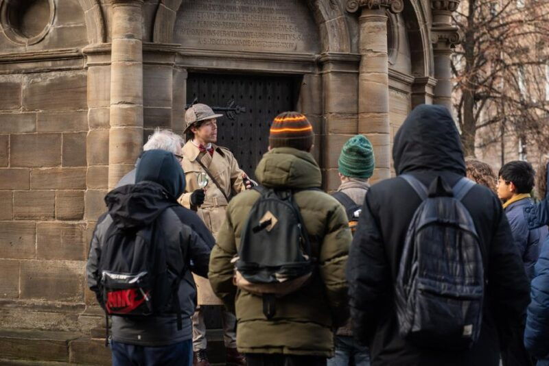 edinburgh-historical-gems-tour-a-taste-of-scottish-fudge-2