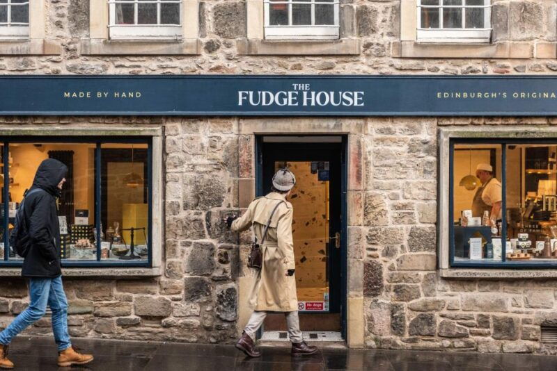 edinburgh-historical-gems-tour-a-taste-of-scottish-fudge-2