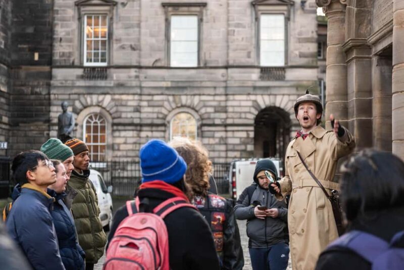 Edinburgh: Historical Gems Tour with Whisky & Local Flavours - Tasting Scottish Flavours