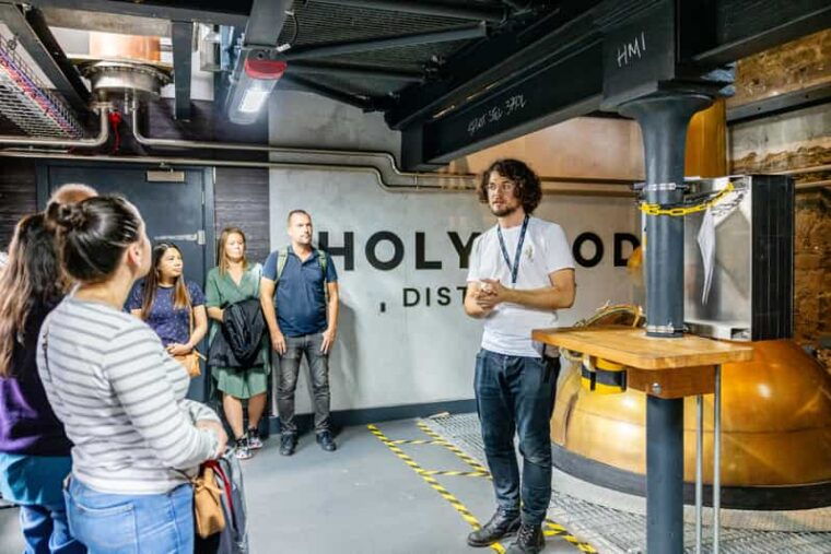 edinburgh-holyrood-distillery-whisky-gin-tour