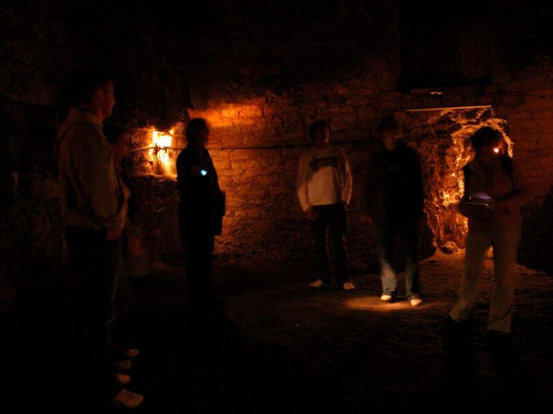 edinburgh-kids-underground-gory-stories-small-group-tour