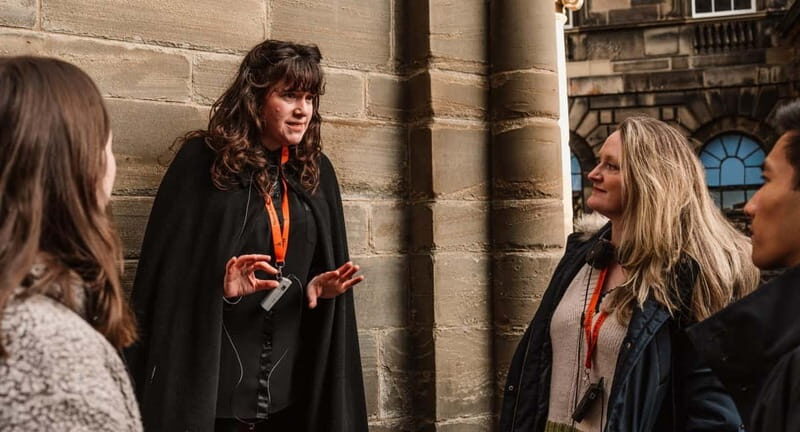 Edinburgh: Multi-Sensory Old Town Ghost Tour Experience - Key Points