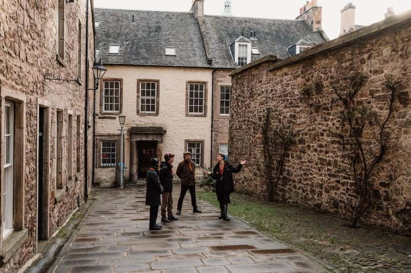 Edinburgh: Multi-Sensory Old Town Historical Walking Tour - First Impressions: What to Expect