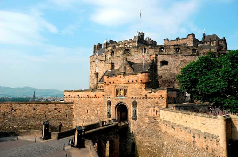 Edinburgh: Multi-Sensory Old Town Historical Walking Tour - What Makes This Tour Special?