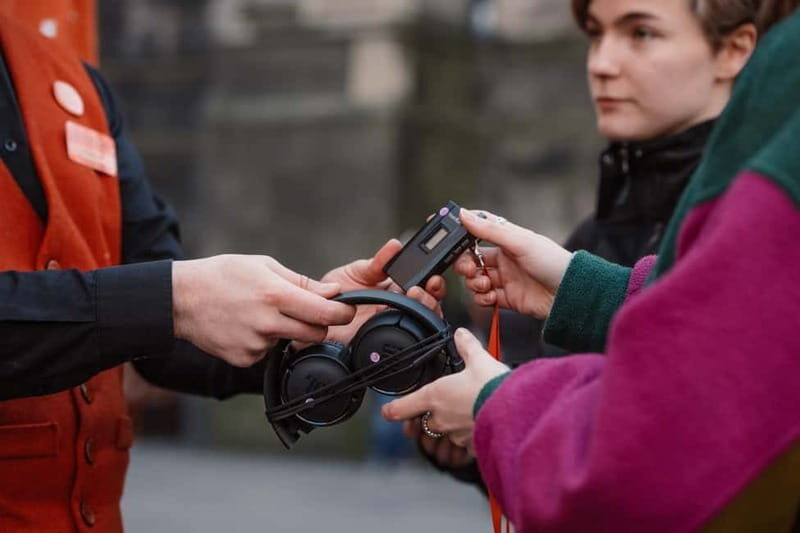 Edinburgh: Multi-Sensory Old Town Historical Walking Tour - Who Will Love This Tour?