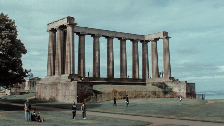 edinburgh-new-town-city-walking-tour-exploration-game