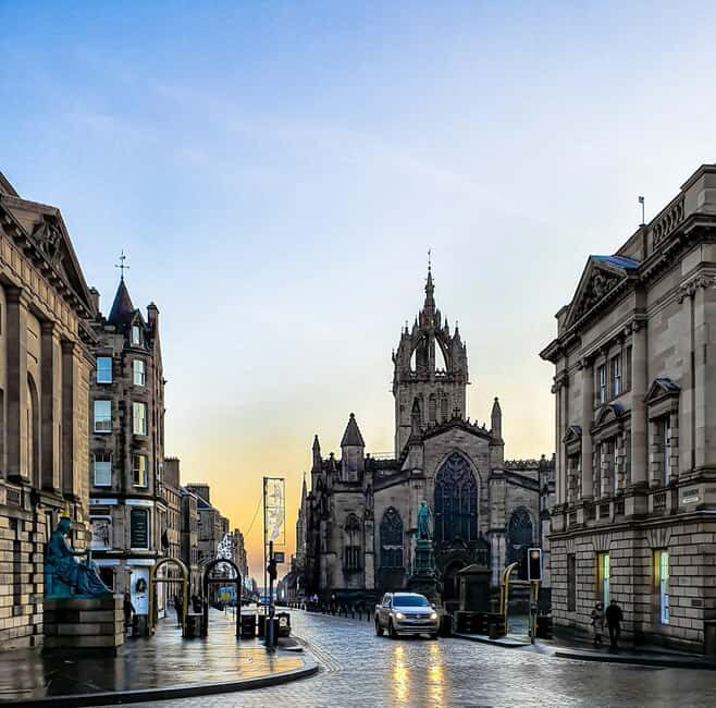 Edinburgh Old Town History Walking Tour - A Closer Look at the Edinburgh Old Town History Walking Tour