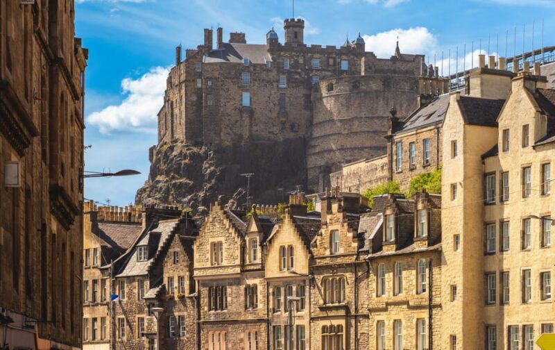edinburgh-old-town-private-walking-tour-with-historian