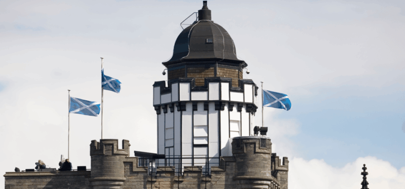 edinburgh-old-town-walking-tour-with-an-app