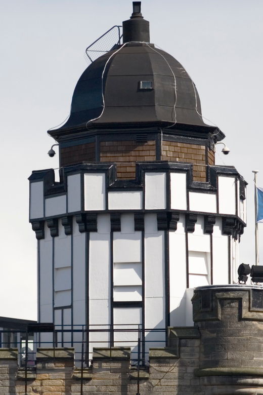 edinburgh-old-town-walking-tour-with-an-app