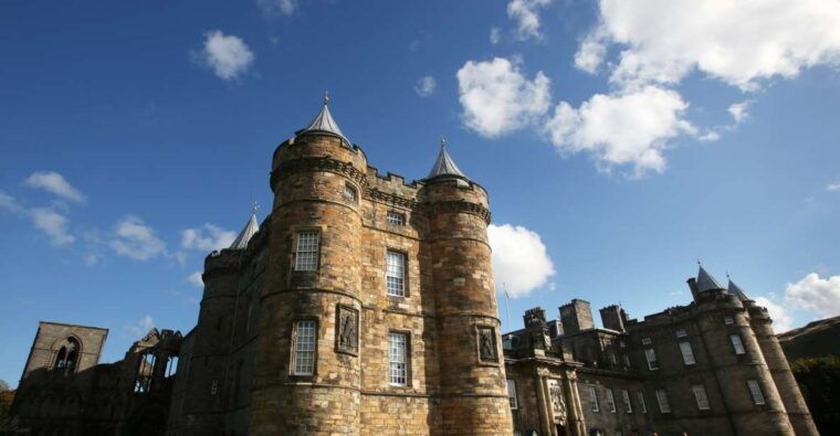 edinburgh-palace-of-holyroodhouse-entry-ticket