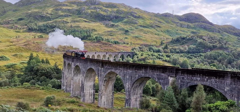 Edinburgh: Private Harry Potter Tour with Hogwarts Express - An In-Depth Look at the Harry Potter & Scottish Highlands Experience