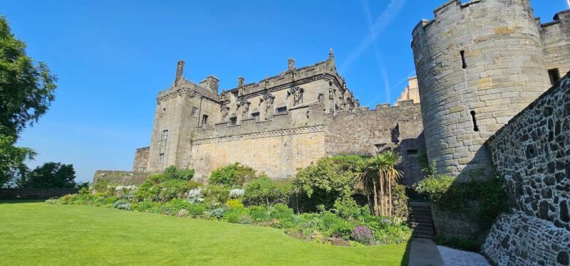 Edinburgh: Private Stirling Castle & Loch Lomond Day Tour - The Itinerary: A Day Packed with Beauty and History
