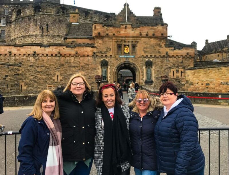edinburgh-private-tour-the-castle-to-the-arthurs-seat